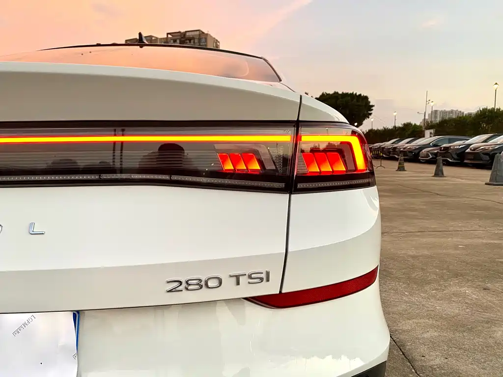 Volkswagen Lamando — миниатюра 21