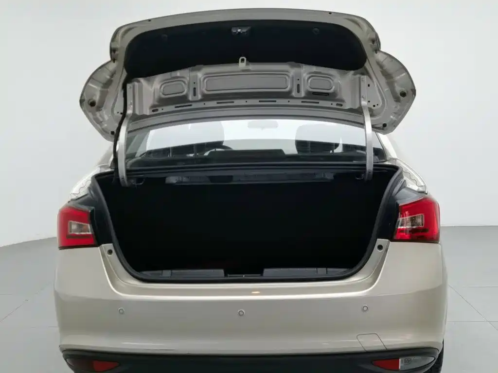 Chery Arrizo 5 — миниатюра 16
