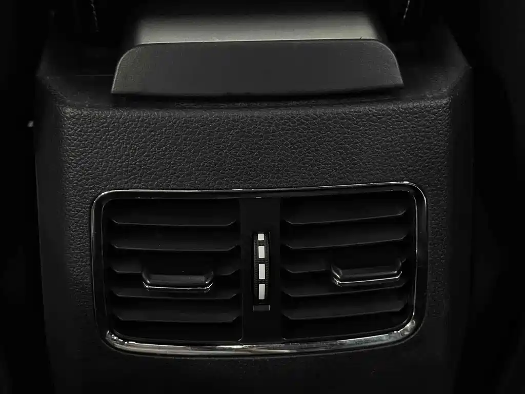 Roewe RX5 — миниатюра 18