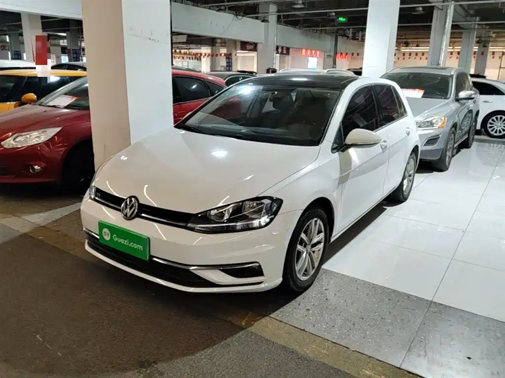 Volkswagen Golf 2018 230TSI AT Comfort