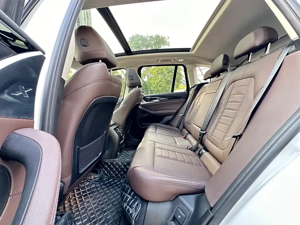 BMW X3 — миниатюра 5