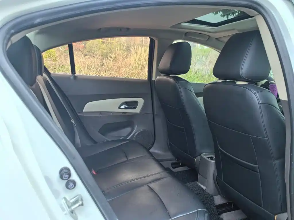Chevrolet Cruze — миниатюра 11