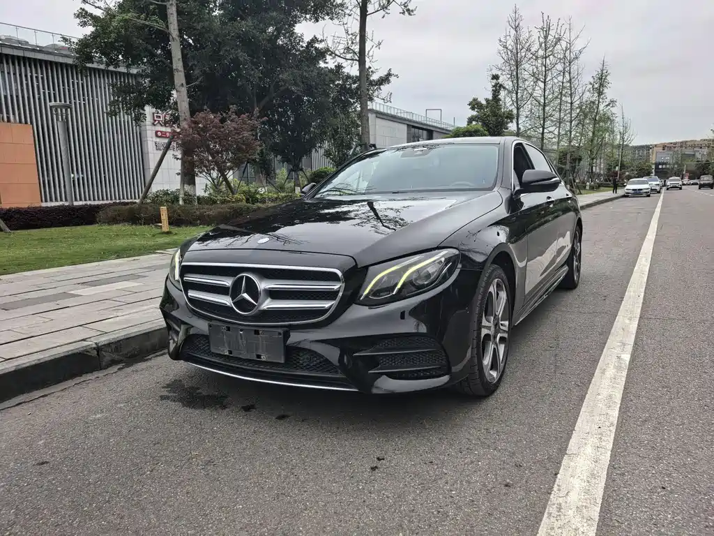 Mercedes-Benz E-Class 2016