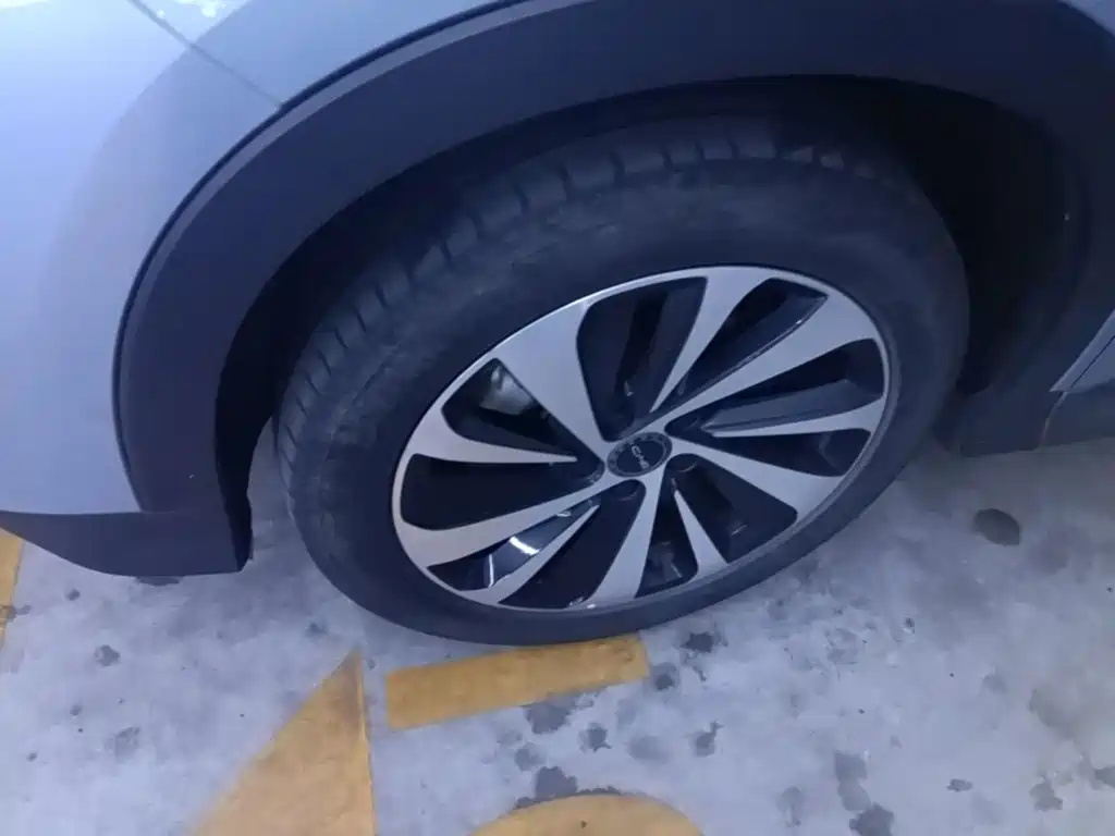 BYD PLUS New Energy — миниатюра 23