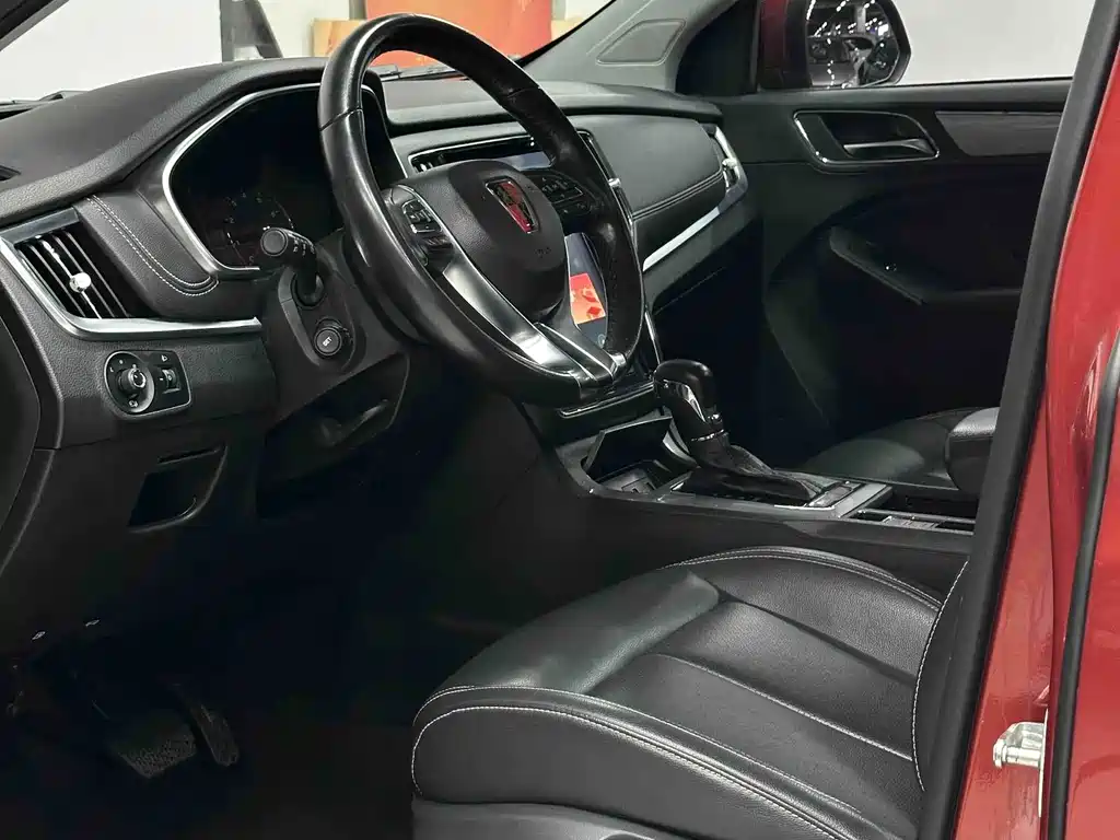 Roewe RX5 — миниатюра 8