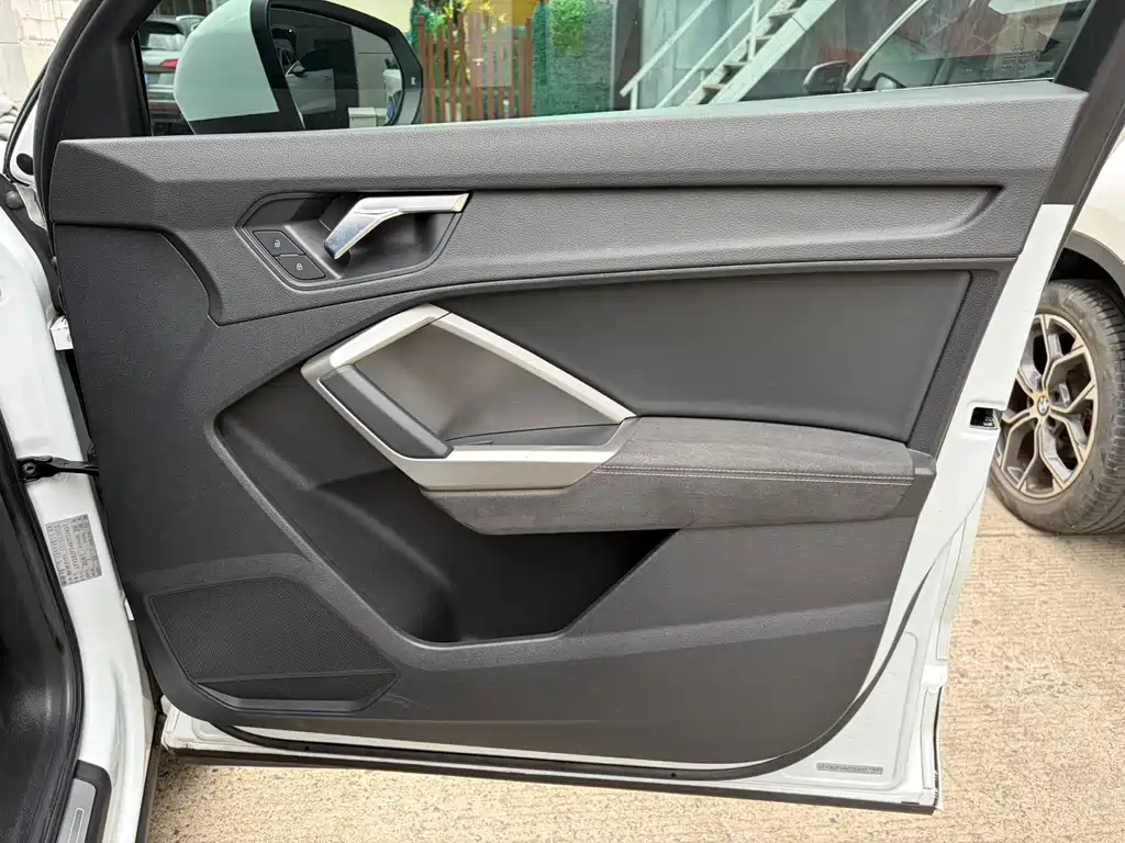 Audi Q3 — миниатюра 19