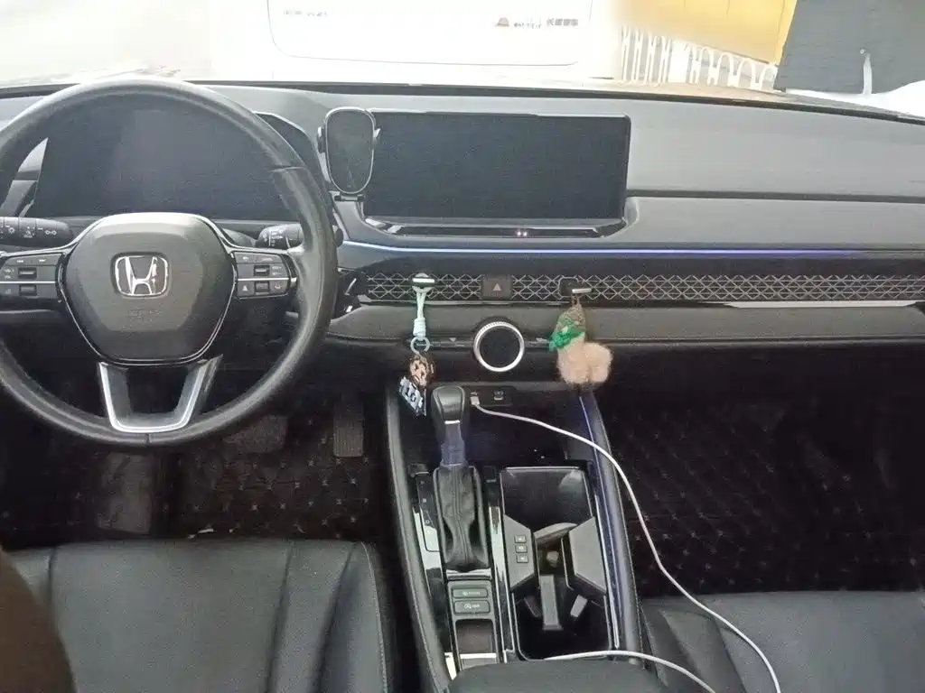 Honda Accord — миниатюра 10
