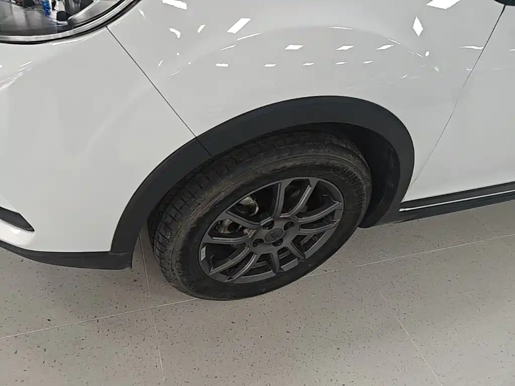Geely Vision X3 — миниатюра 23