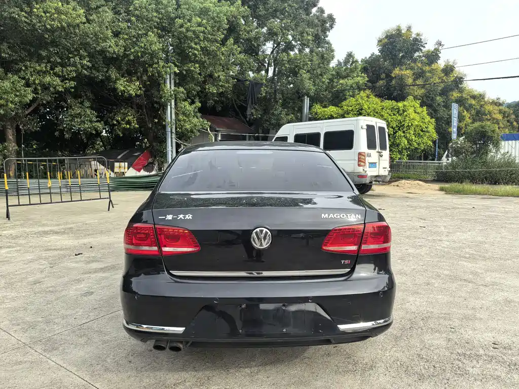 Volkswagen Magotan — миниатюра 4