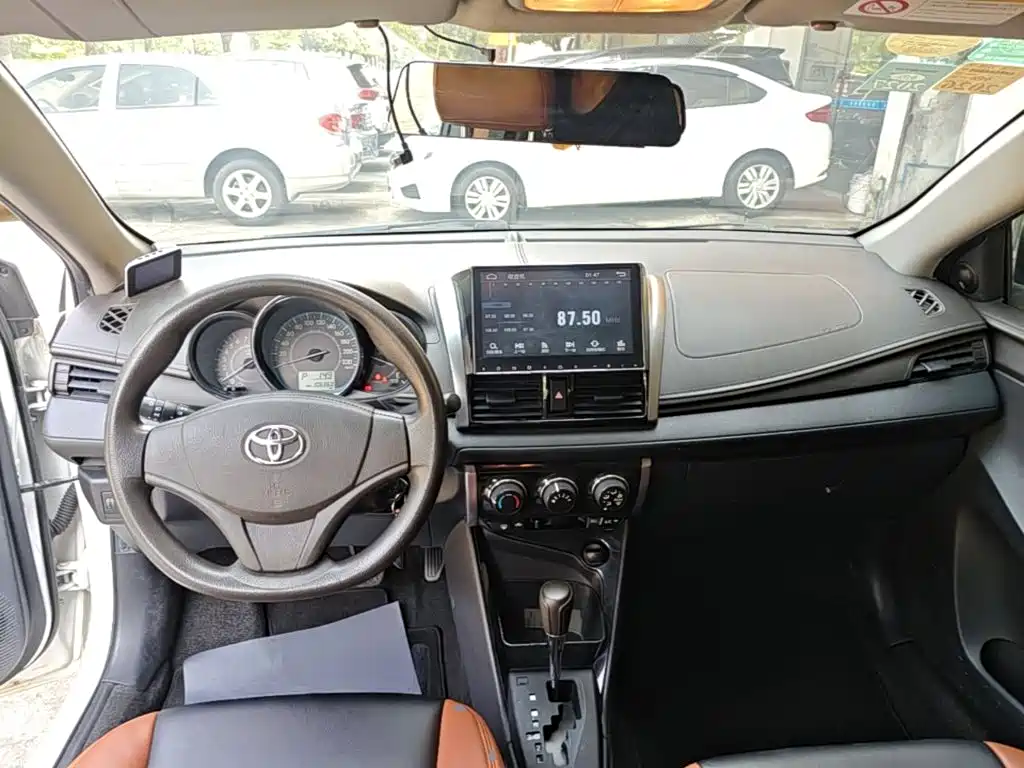 Toyota Vios — миниатюра 10