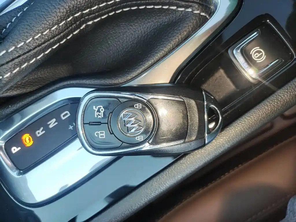 Buick Regal — миниатюра 9