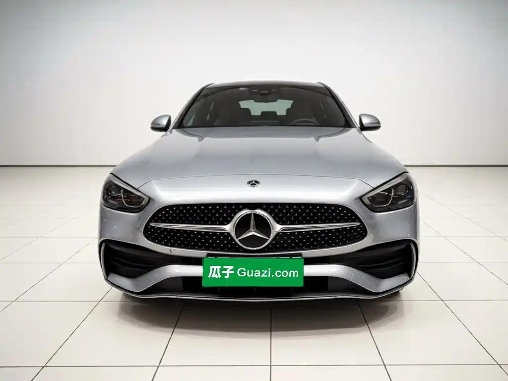 Mercedes-Benz C-Class — миниатюра 2