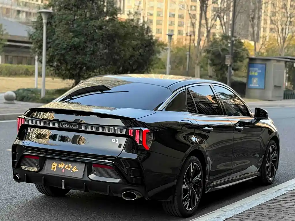 Lynk & Co 03 — миниатюра 20