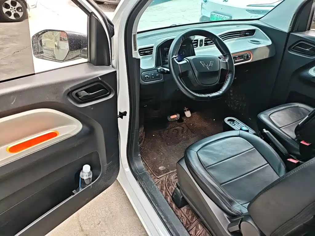 Wuling MINIEV — миниатюра 16