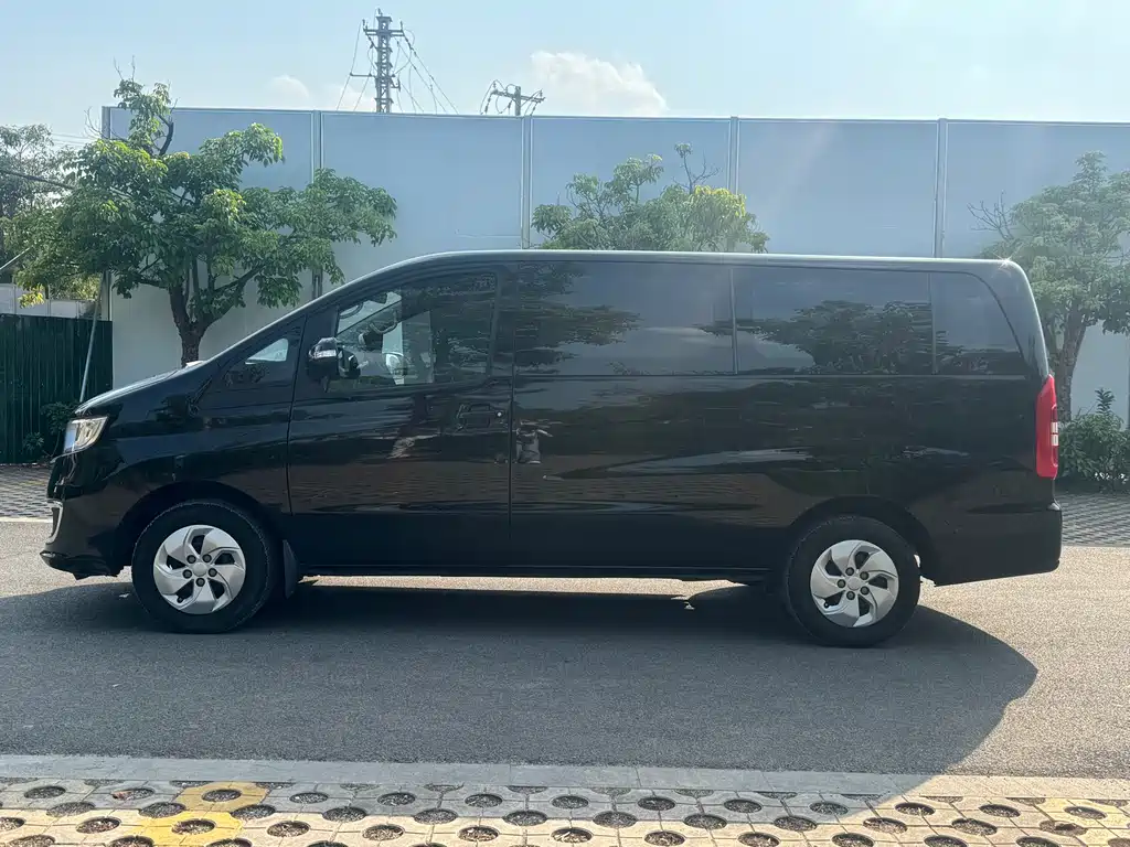JAC Refine Refine M3 - фото 4
