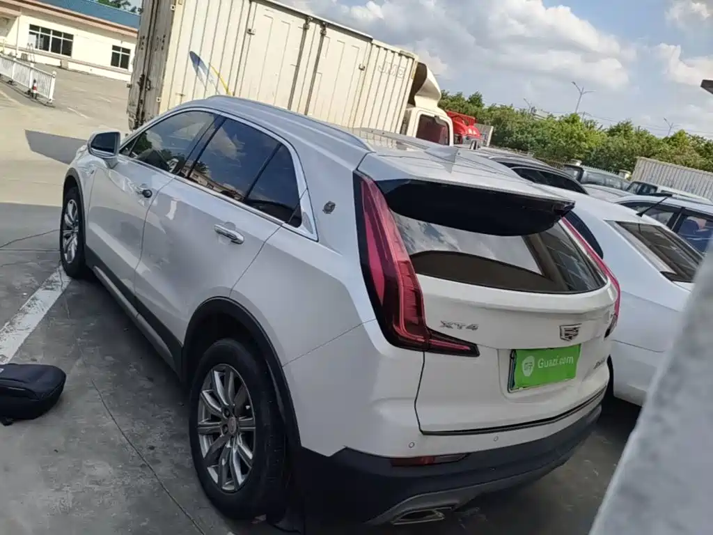 Cadillac XT4 — миниатюра 6