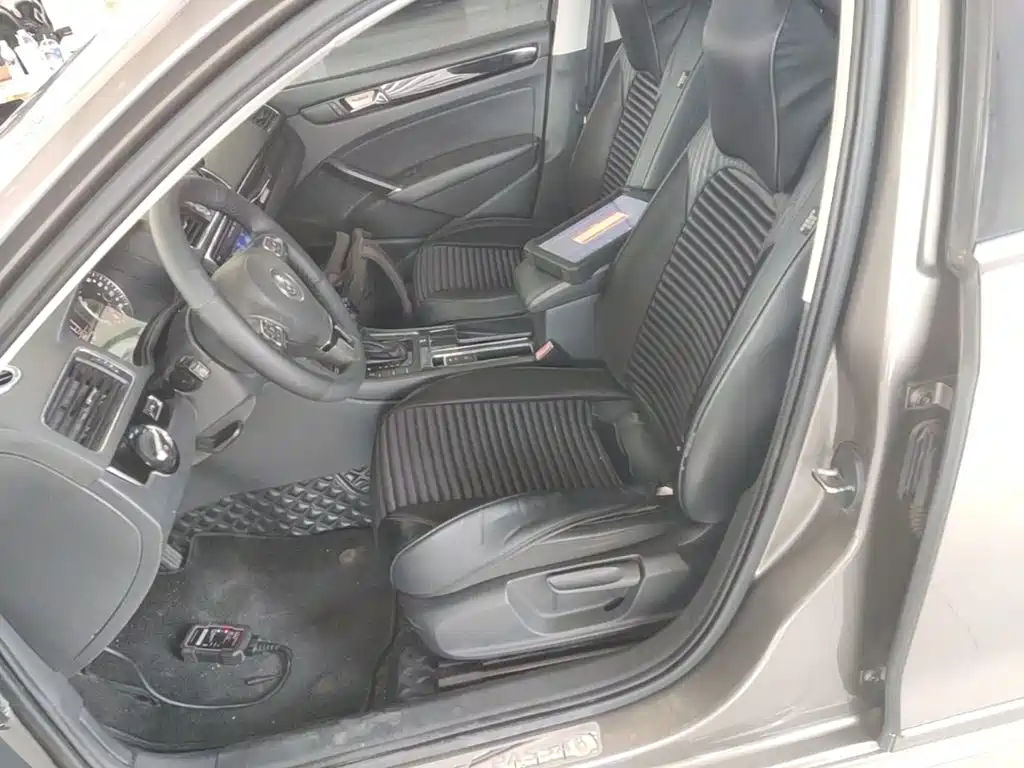 Volkswagen Passat — миниатюра 15