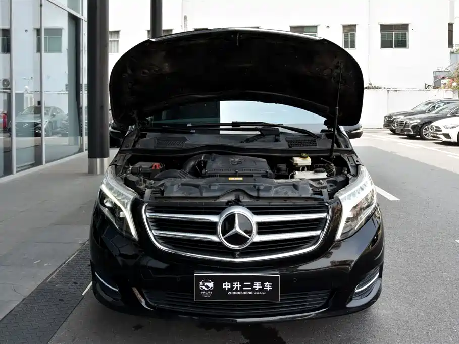 Mercedes-Benz V-Class — миниатюра 4