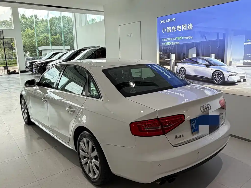 Audi A4L — миниатюра 5