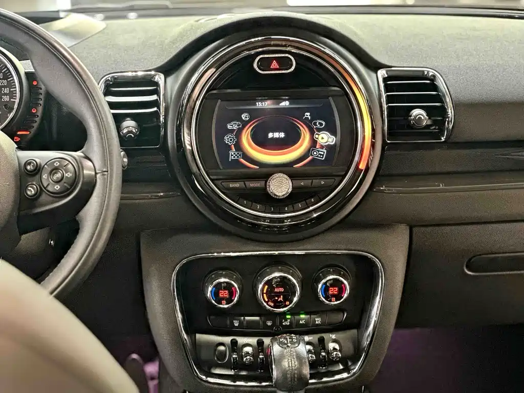 MINI Mini Clubman — миниатюра 6