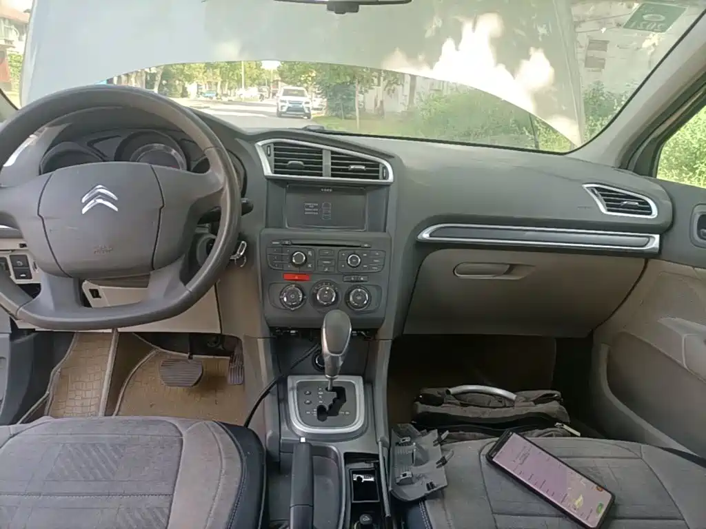 Citroen C4L — миниатюра 13