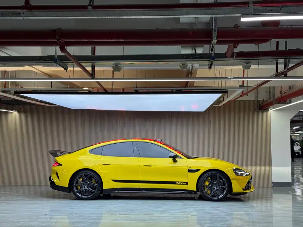 XIAOMI CAR XIAOMI SU7 ULTRA