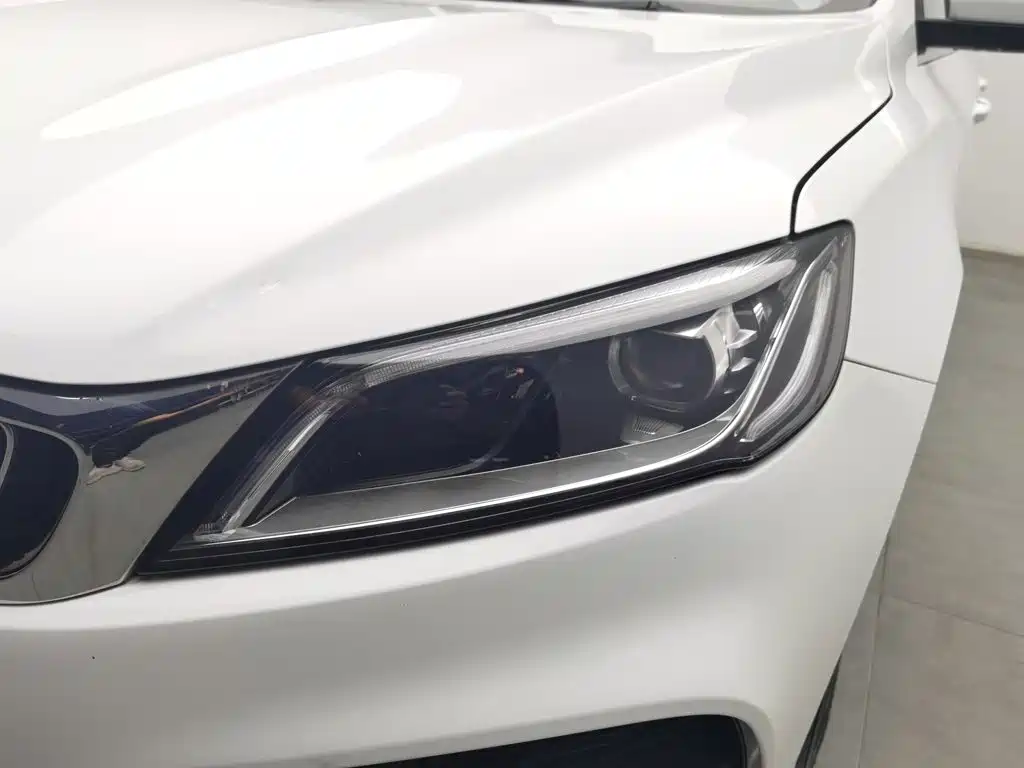 Geely Binrui — миниатюра 7