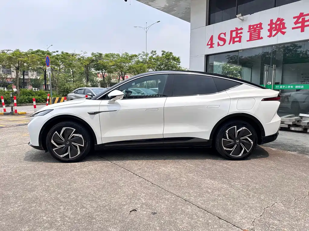 Roewe Feifan R7 — миниатюра 7