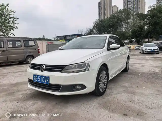 Volkswagen Sagitar