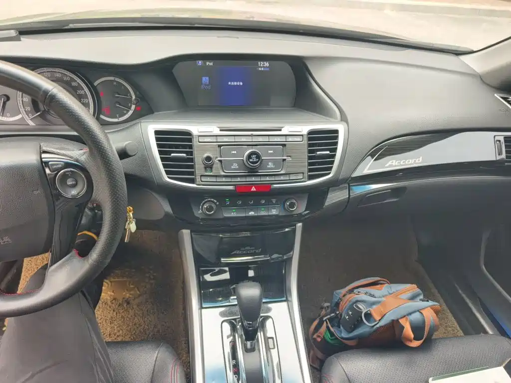 Honda Accord — миниатюра 14
