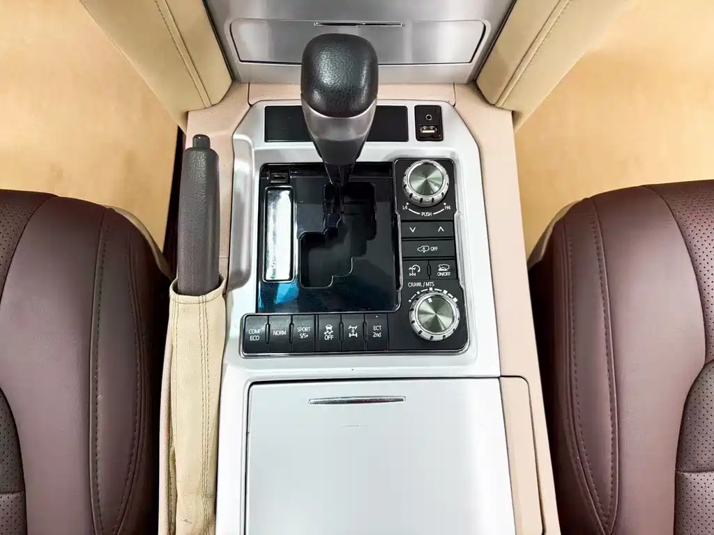 Toyota Land Cruiser — миниатюра 18