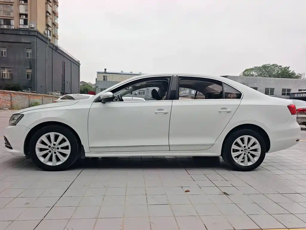 Volkswagen Sagitar — миниатюра 4