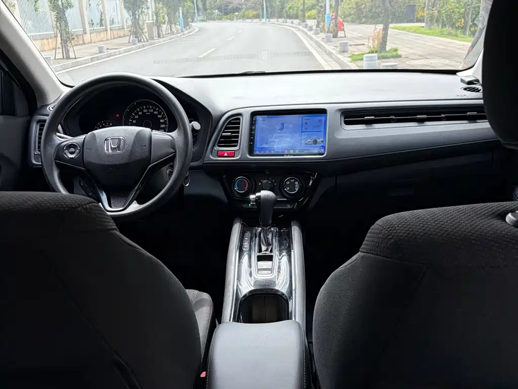 Honda Vezel — миниатюра 10
