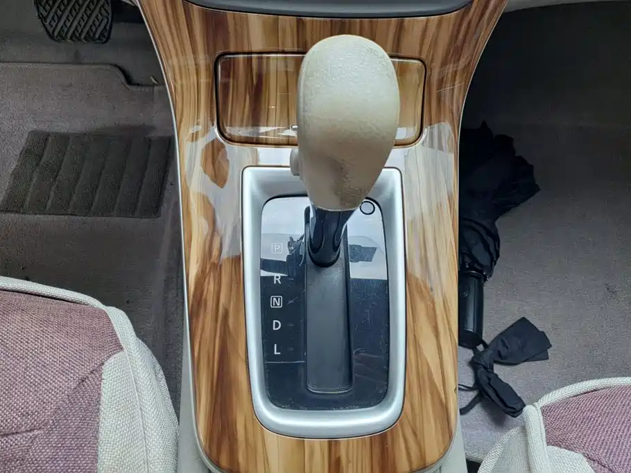 Nissan Sylphy — миниатюра 16