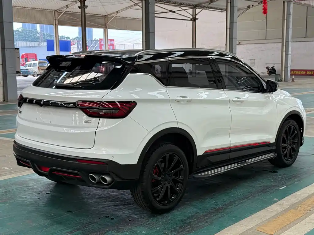 Geely Binyue — миниатюра 4