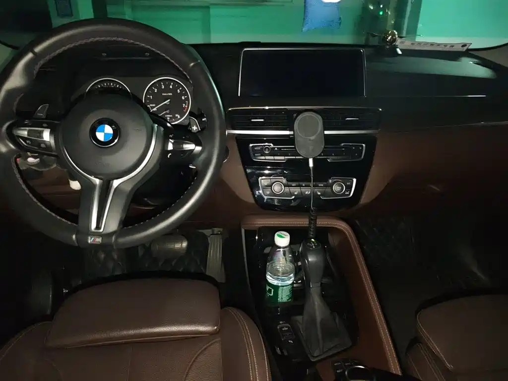 BMW X1 2016 sDrive20Li Luxury