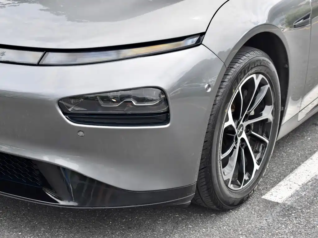 XPeng P7 — миниатюра 6