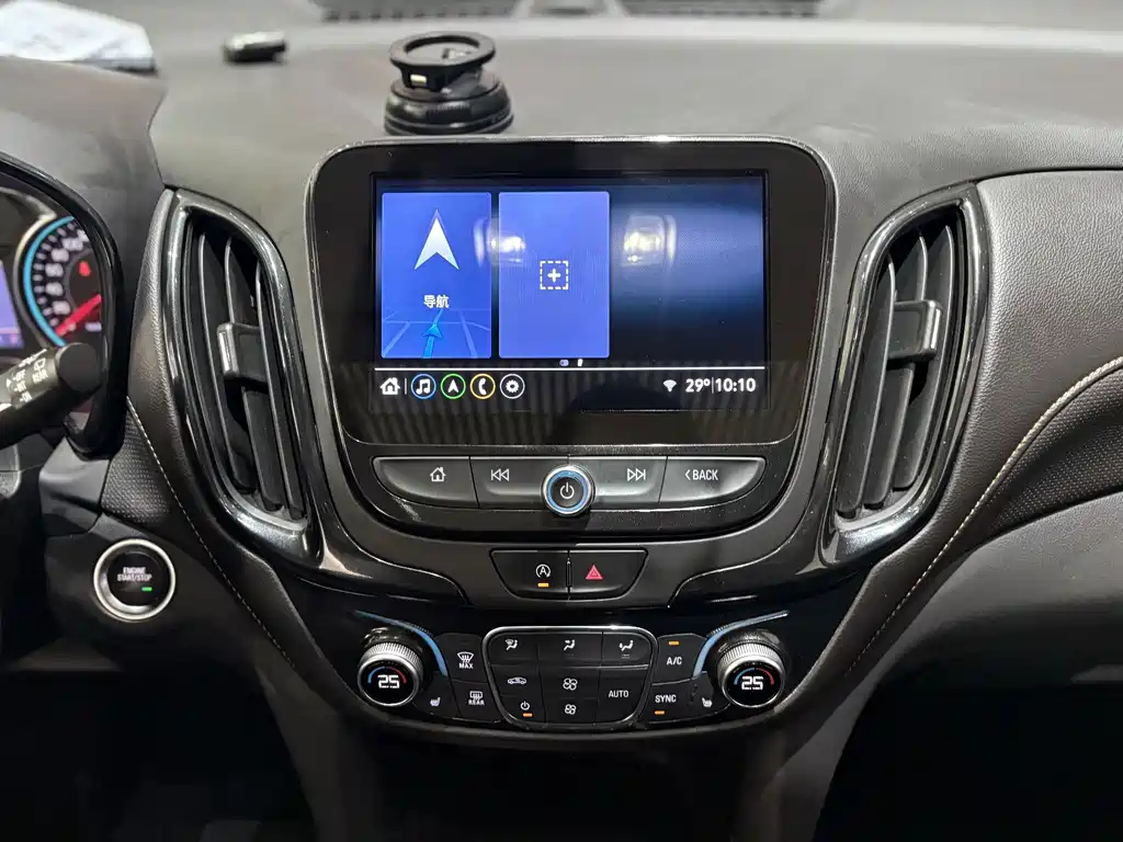 Chevrolet Equinox 535T Drive Realm Edition, фото 23