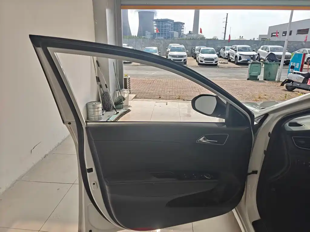 Hyundai Mistra — миниатюра 4