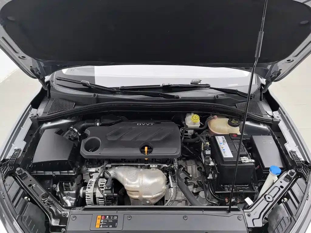 Roewe i5 — миниатюра 6