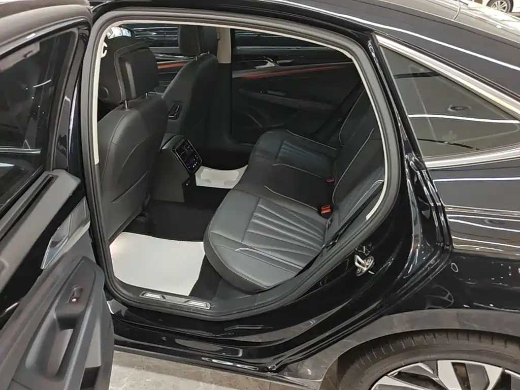 Volkswagen Passat — миниатюра 17