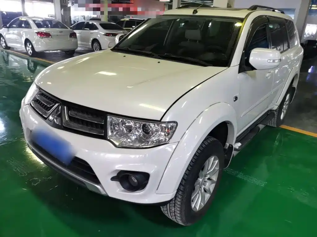 Mitsubishi Pajero Sport