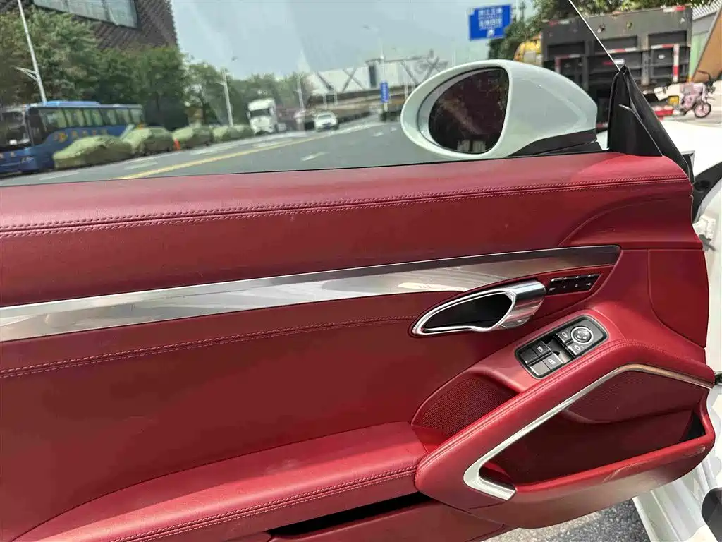 Porsche 718 — миниатюра 12