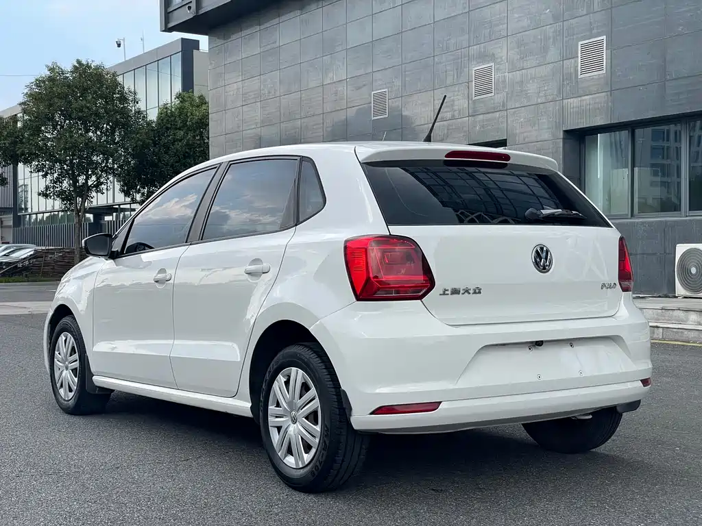 Volkswagen Polo — миниатюра 11