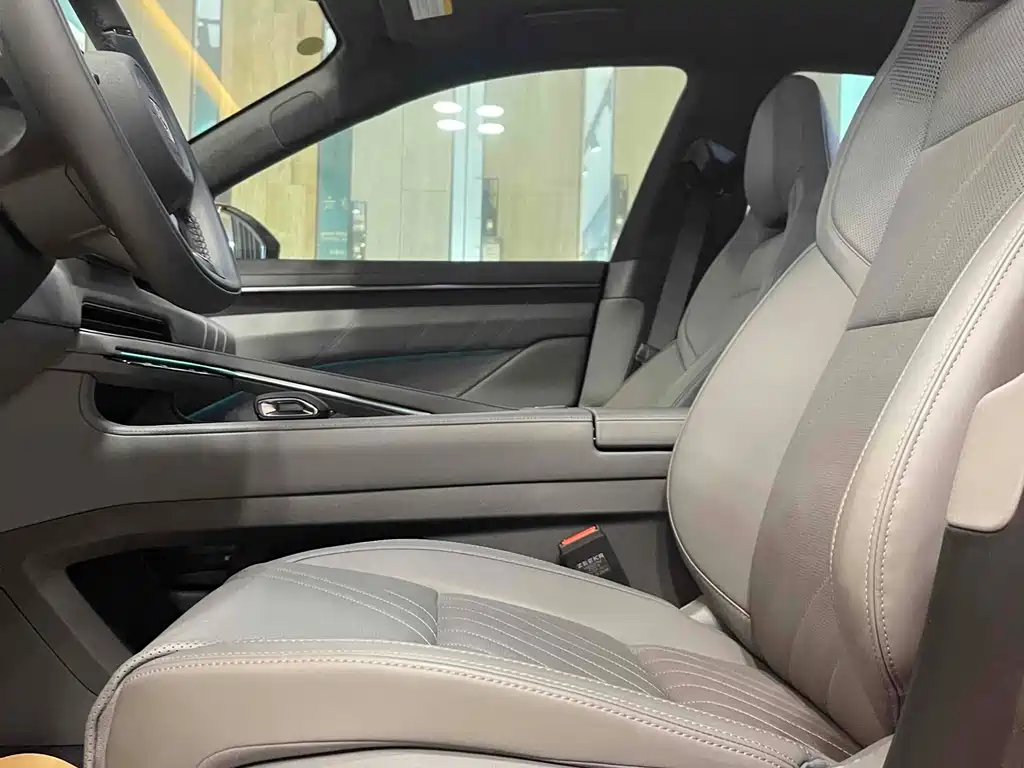 ZEEKR EXTREME KRYPTON 001