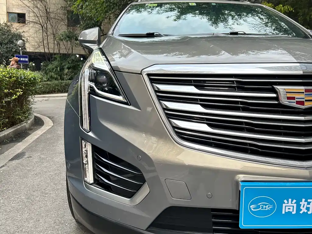 CADILLAC XT5