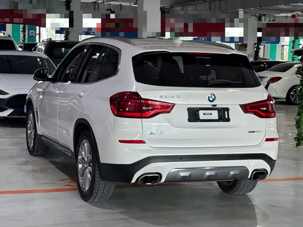 BMW X3 — миниатюра 5