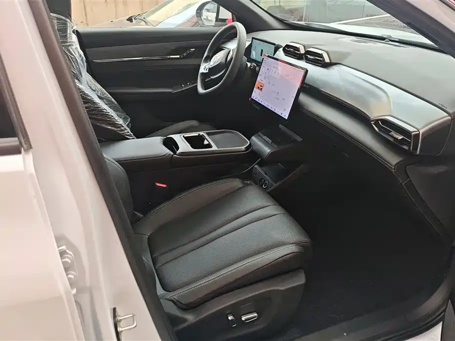 Dongfeng L7 2025 205 Premium