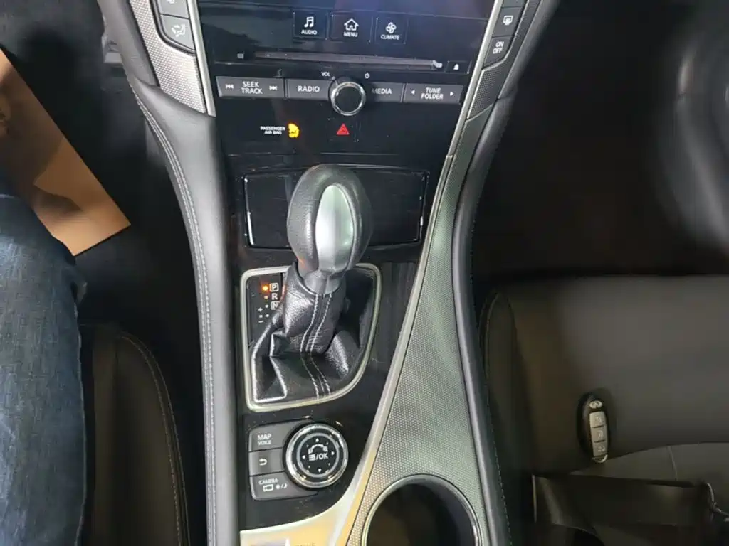 Infiniti Q50L — миниатюра 14