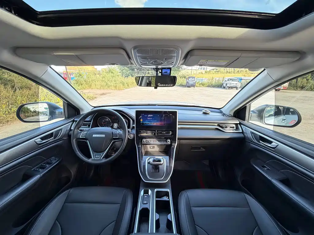 Haval M6 — миниатюра 4